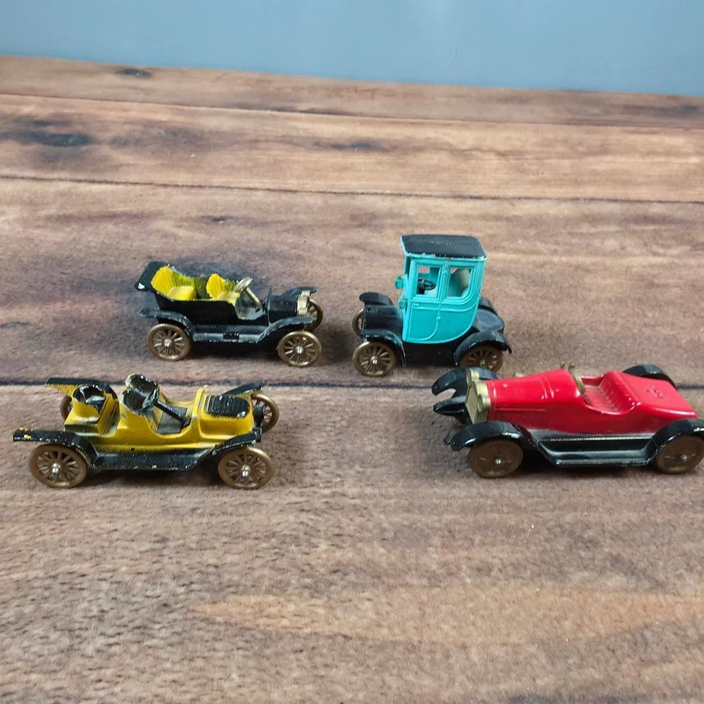 Tootsietoy Diecast Cars Kids OS Multi Fair Classic Series Vintage Set of 4 USA